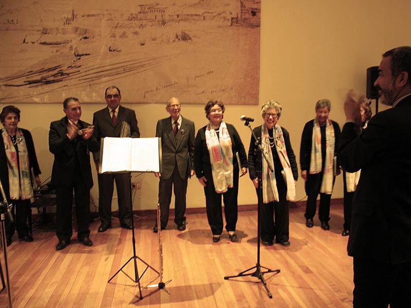 Presentación del coro María Elena Carmona de La Serena.